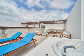 Fascinating & Exclusive PentHouse with a Premium Location with Gym, Private Terrace, Jacuzzi & Swimming Pool